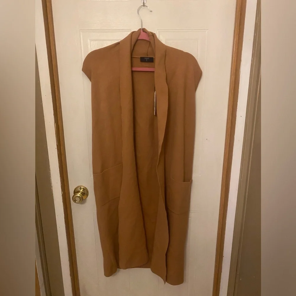 Tahari Tan Open-Front Long Sleeveless Cardigan